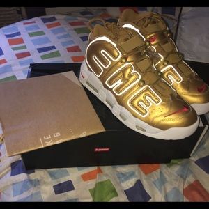 Nike Uptempo x Supreme