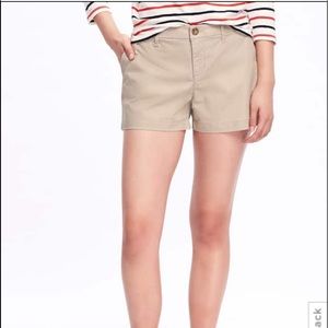 Relaxed Mid-Rise Khaki Shorts for Women (3 1/2")