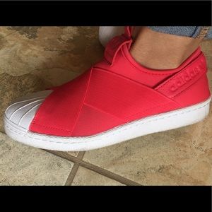 Adidas superstar slip on pink