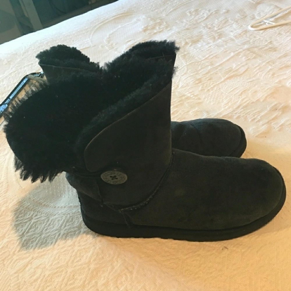 Black Ugg Boots