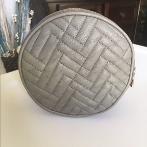 Canteen cross body purse