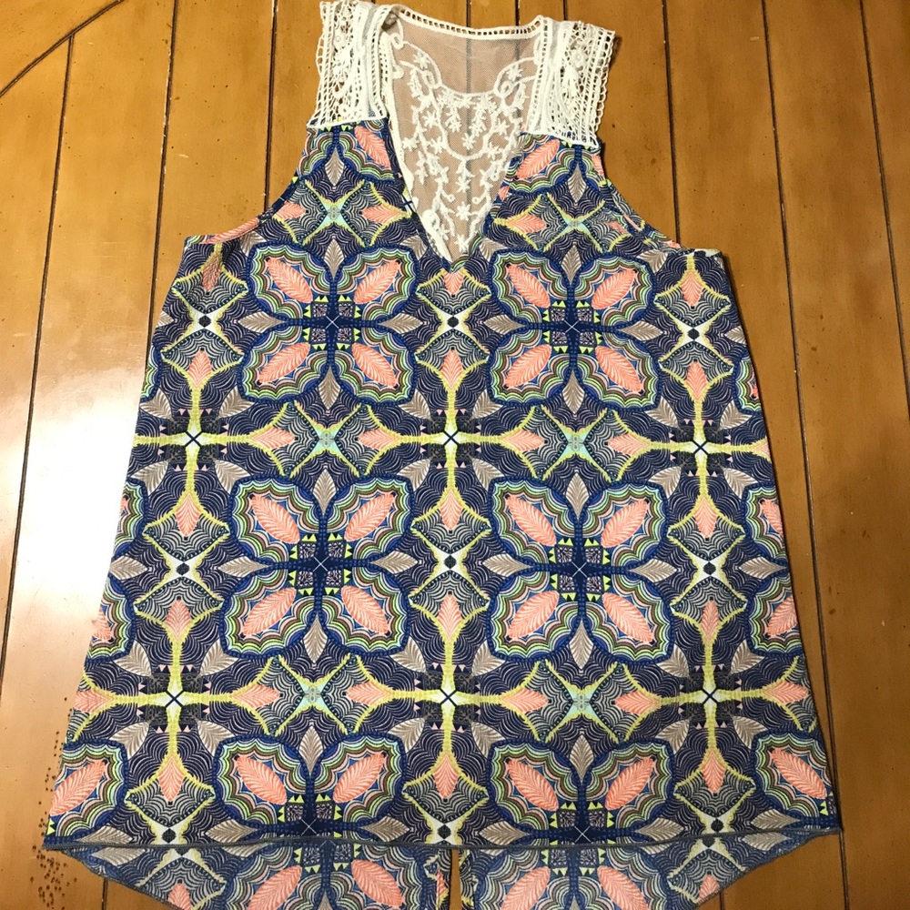 Never been worn! Lace flowered tank!