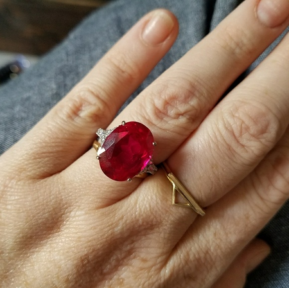 Real silver, cubic zirc and ruby ring - Picture 2 of 5