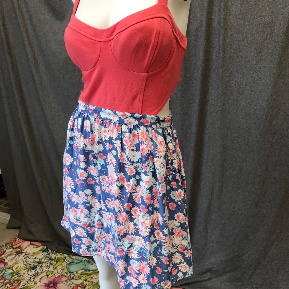 Volcom cutout floral sweetheart dress w/ pockets