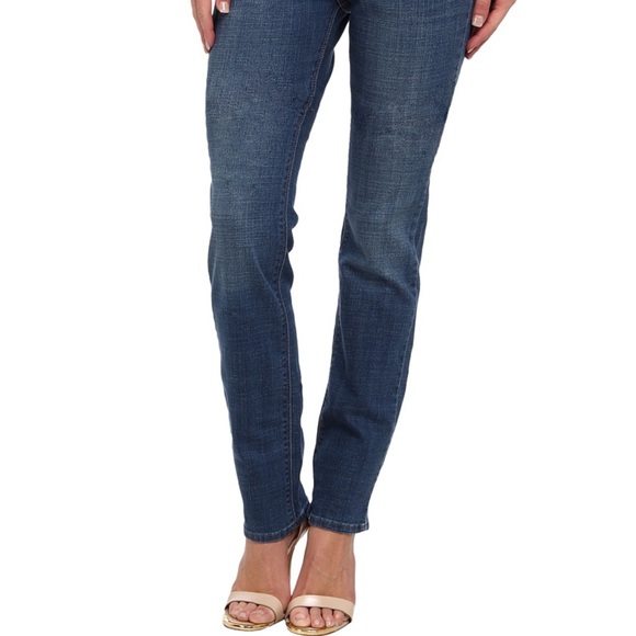 Levi's Pants - Levi Perfect waist 525 Straight Leg jeans