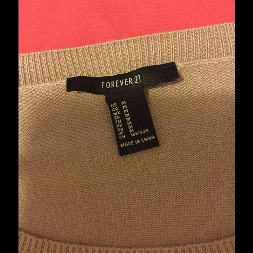 F21 top [CLOSET CLEAROUT] - Picture 3 of 3