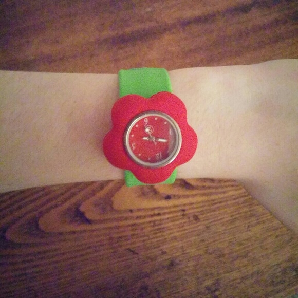 Rubber flower watch - Picture 3 of 4