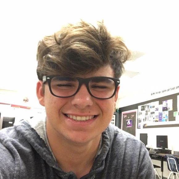 Meet your Posher, Peter - Picture 1 of 1