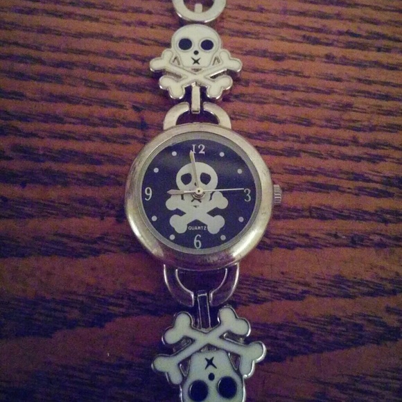 Skeleton watch - Picture 2 of 3