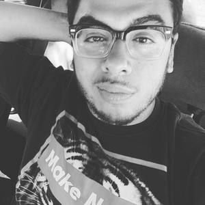 Meet your Posher, Javier