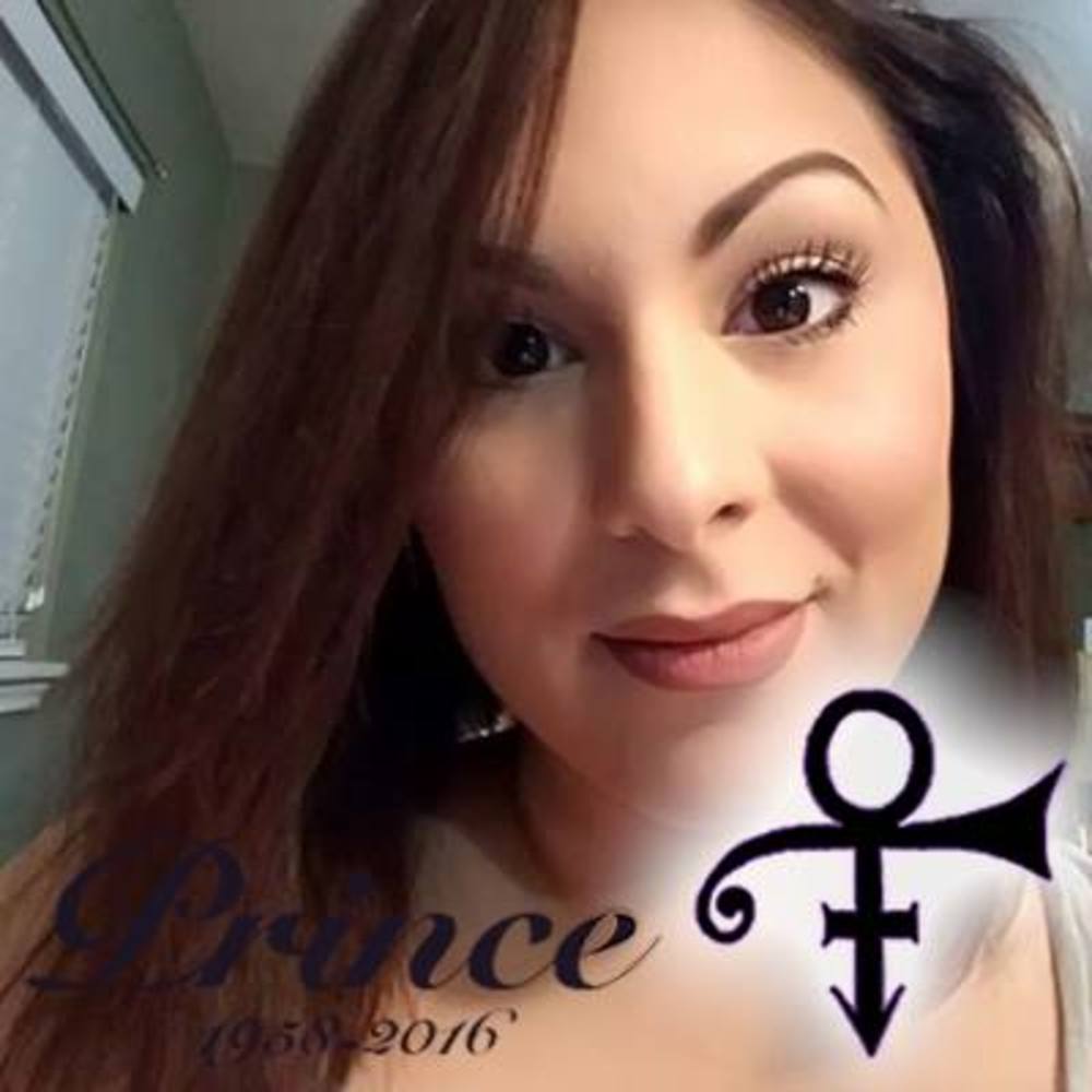 Meet your Posher, Celina