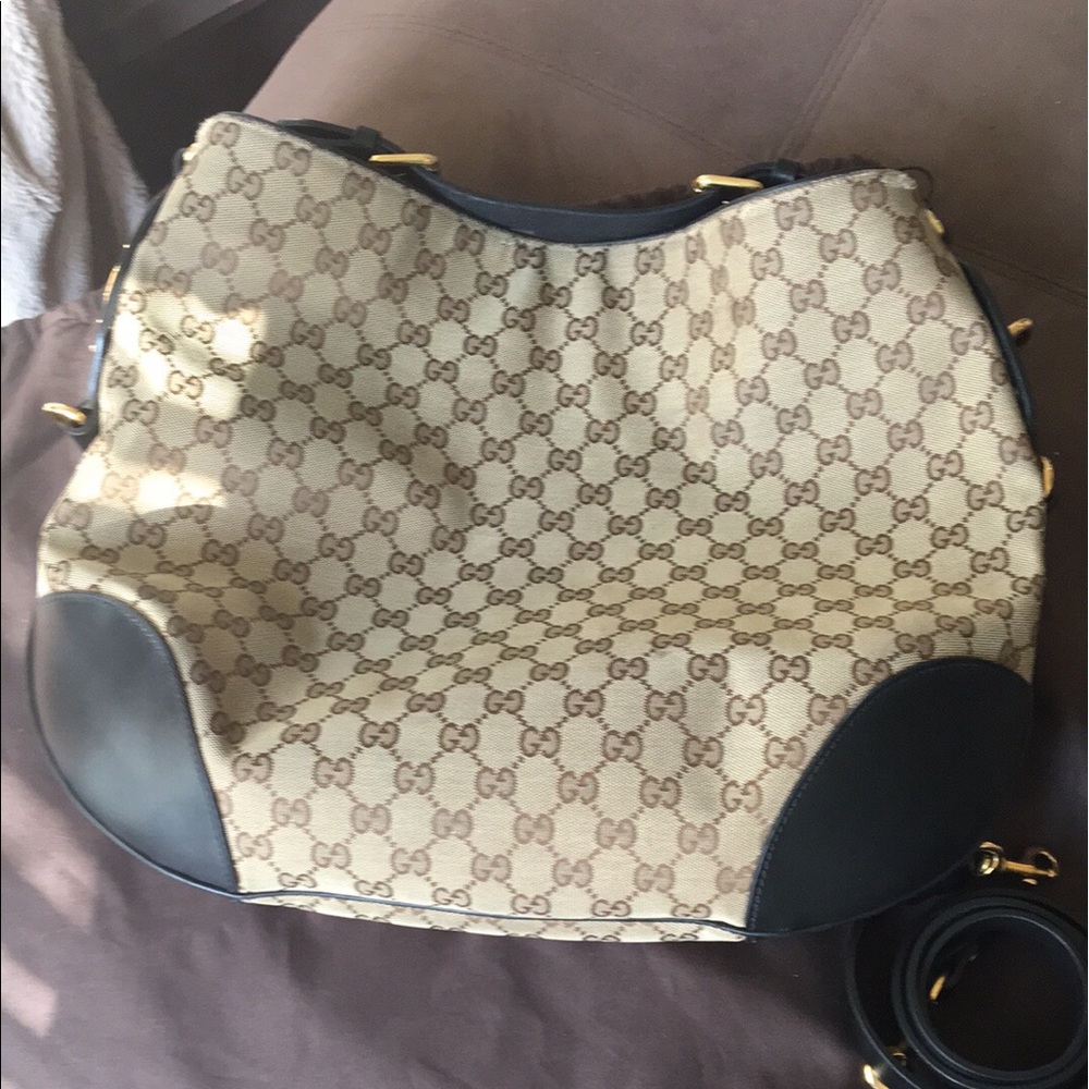 Gucci patti studded shoulder bag