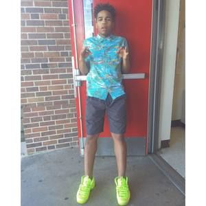 Meet your Posher, Lavar