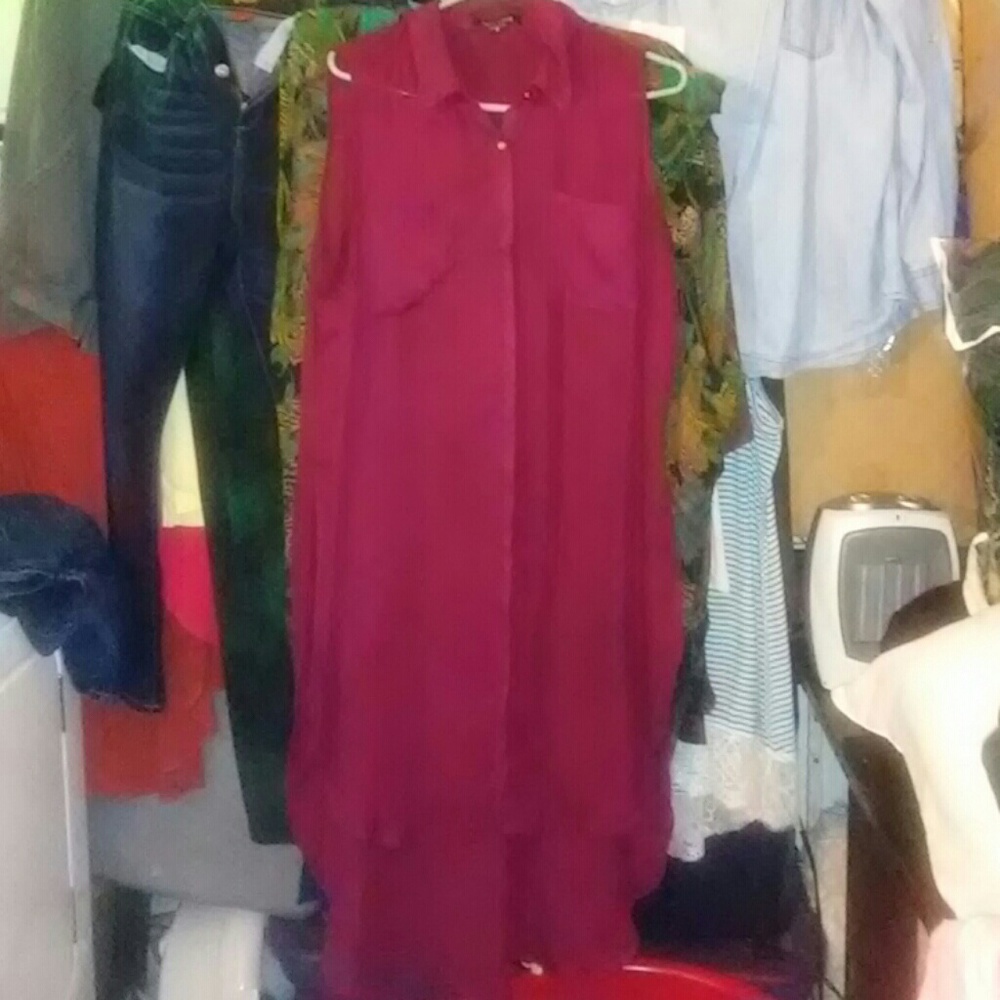 Dark red sleeveless button up