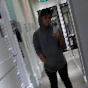 Meet your Posher, Carlos