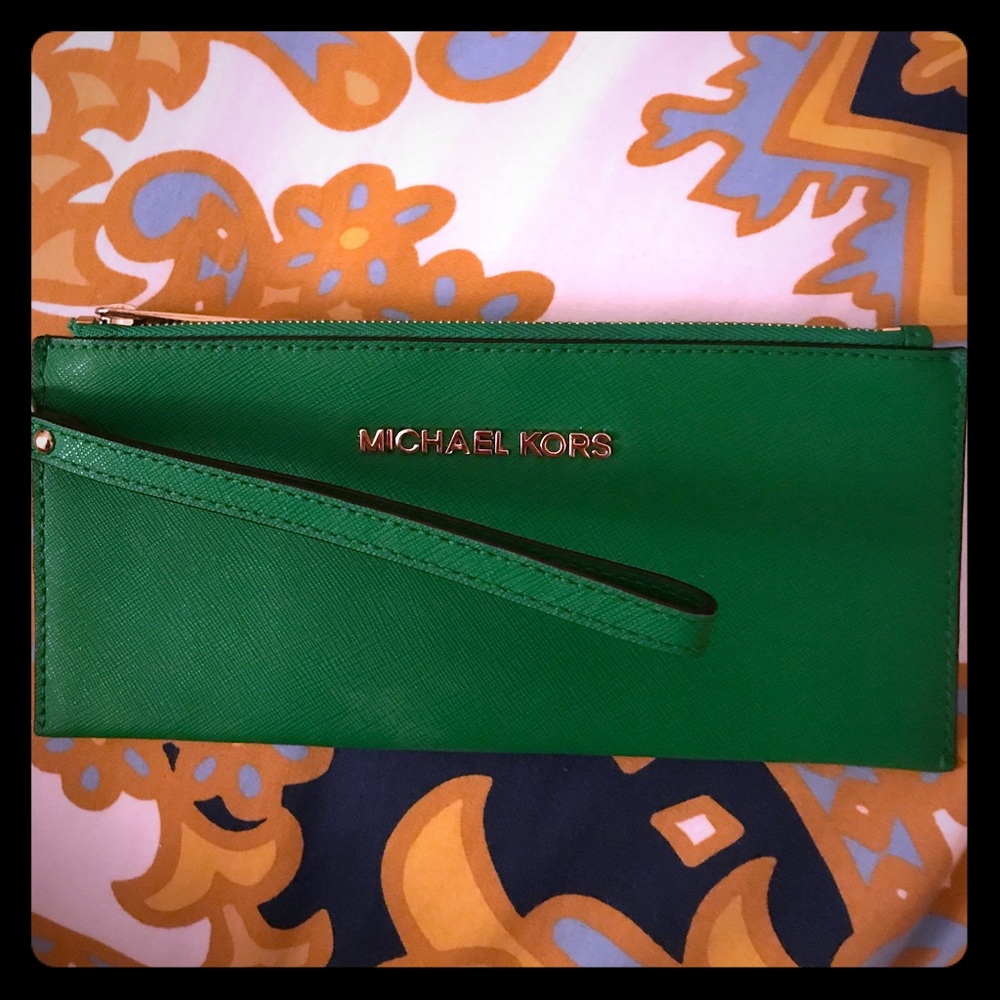 Michael Kors wristlet