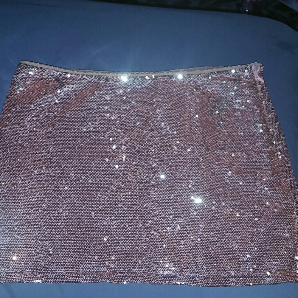 Forever 21 sequence mini skirt
