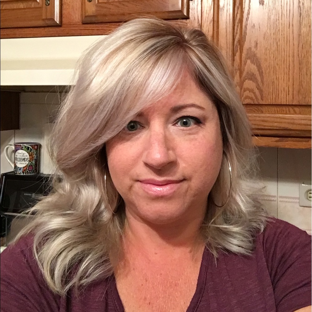 Meet your Posher, Amy