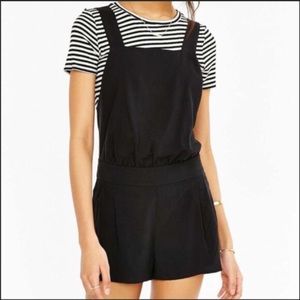 UO cute overall romper - like new