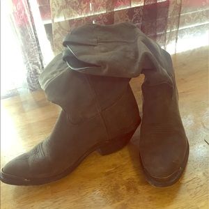 Women's cowboy boots