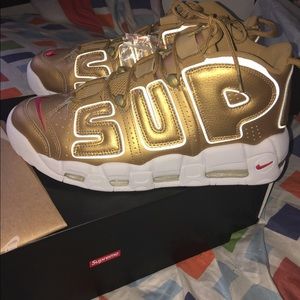 Nike Uptempo x Supreme
