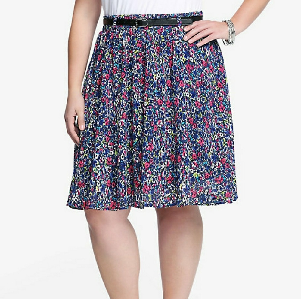 Torrid floral skater skirt size 3