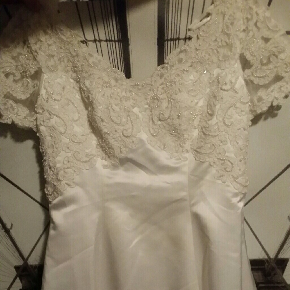 Wedding dress