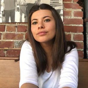 Meet your Posher, Elisa