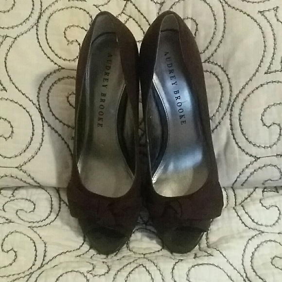 High heels - Picture 4 of 4