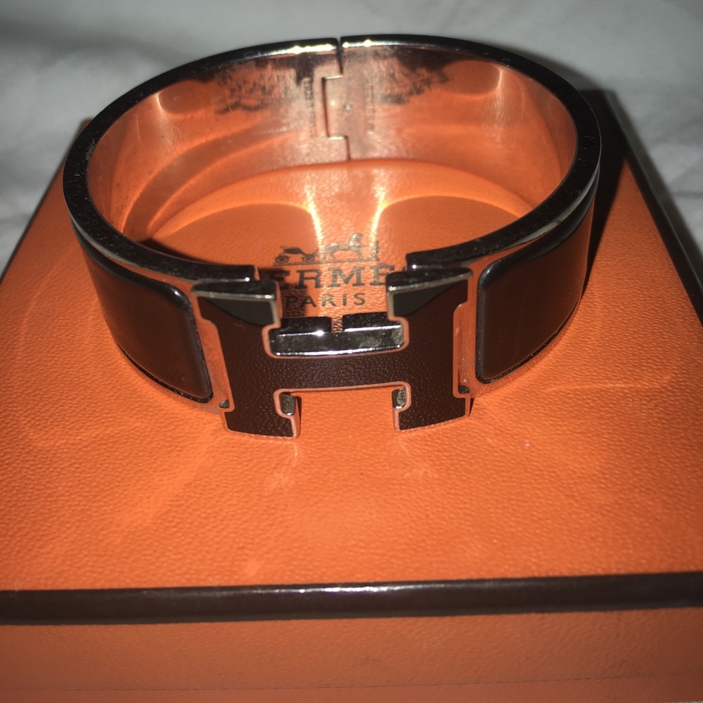 Hermès black and silver Clic Clac wide.