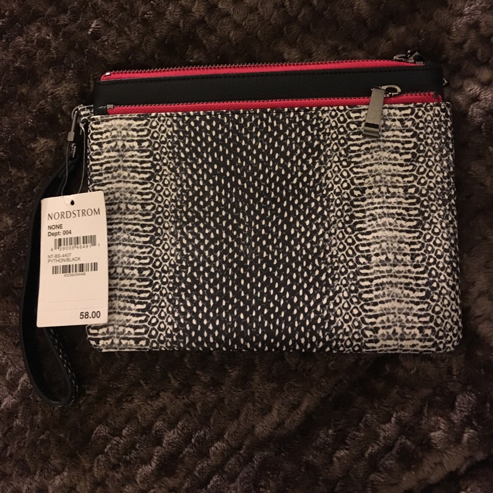Wristlet