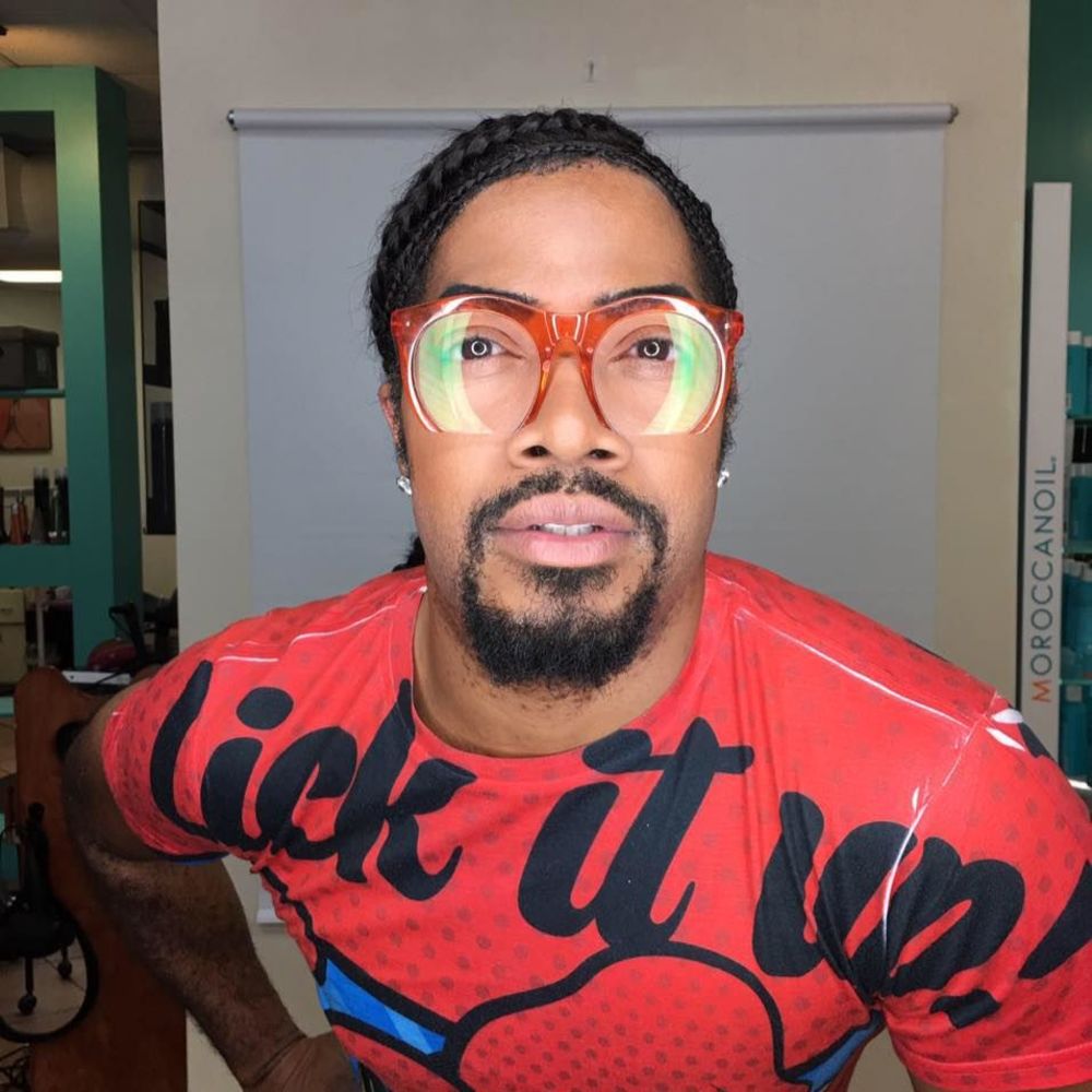 Meet your Posher, James