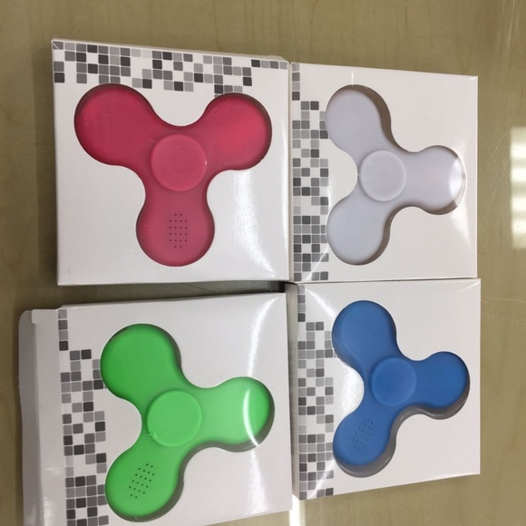 Spinners - Picture 2 of 2