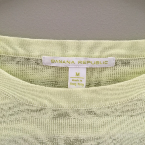 Banana Republic light weight sweater - Picture 2 of 3