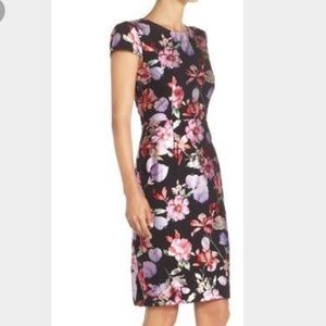 Betsy Johnson Floral cap sleeve Midi Sheath Dress