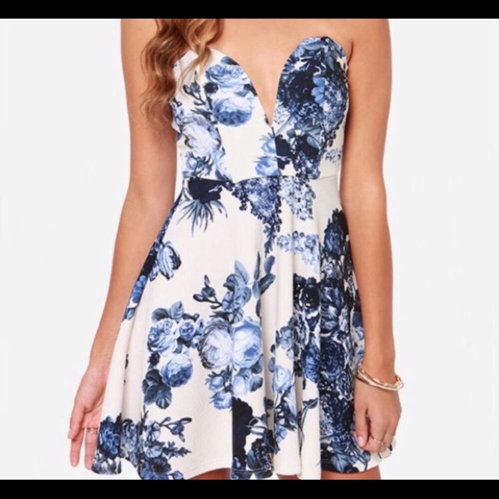Lulu's plunge dress