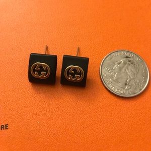 Gucci logo earring