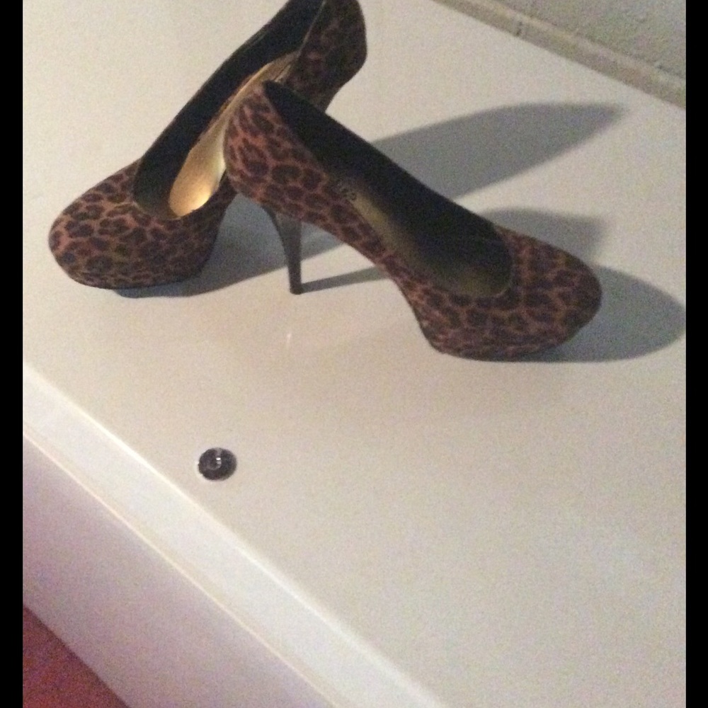 Leopard heels