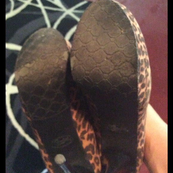 Leopard heels - Picture 2 of 3