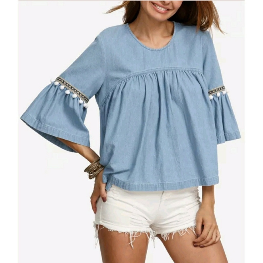 HP||🌟NEW! Pom Pom Flared Sleeve Blouse
