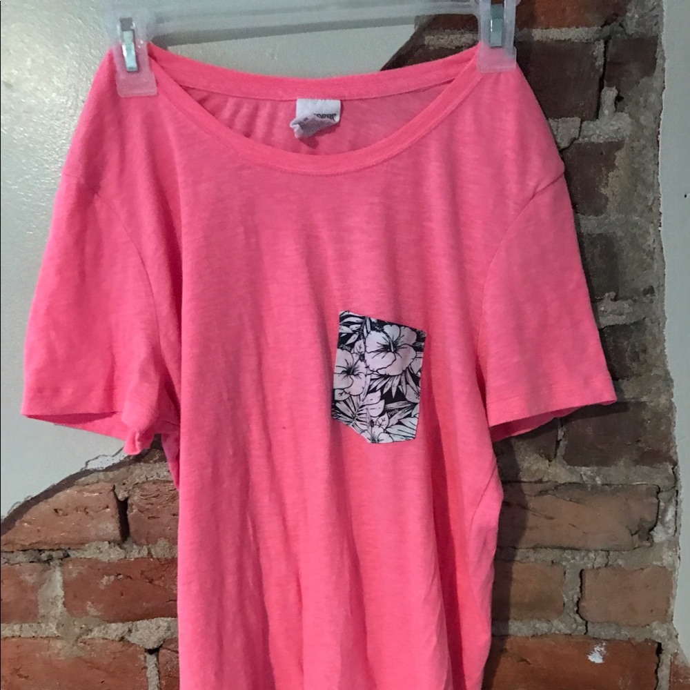 Victoria's Secret tee