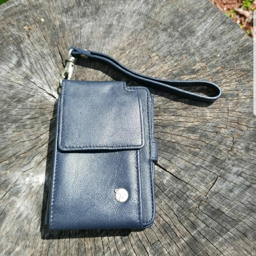 Small Wristlet Wallet