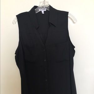 Brand new sleeveless shirt