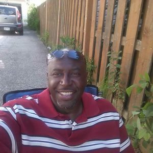 Meet your Posher, Clarence