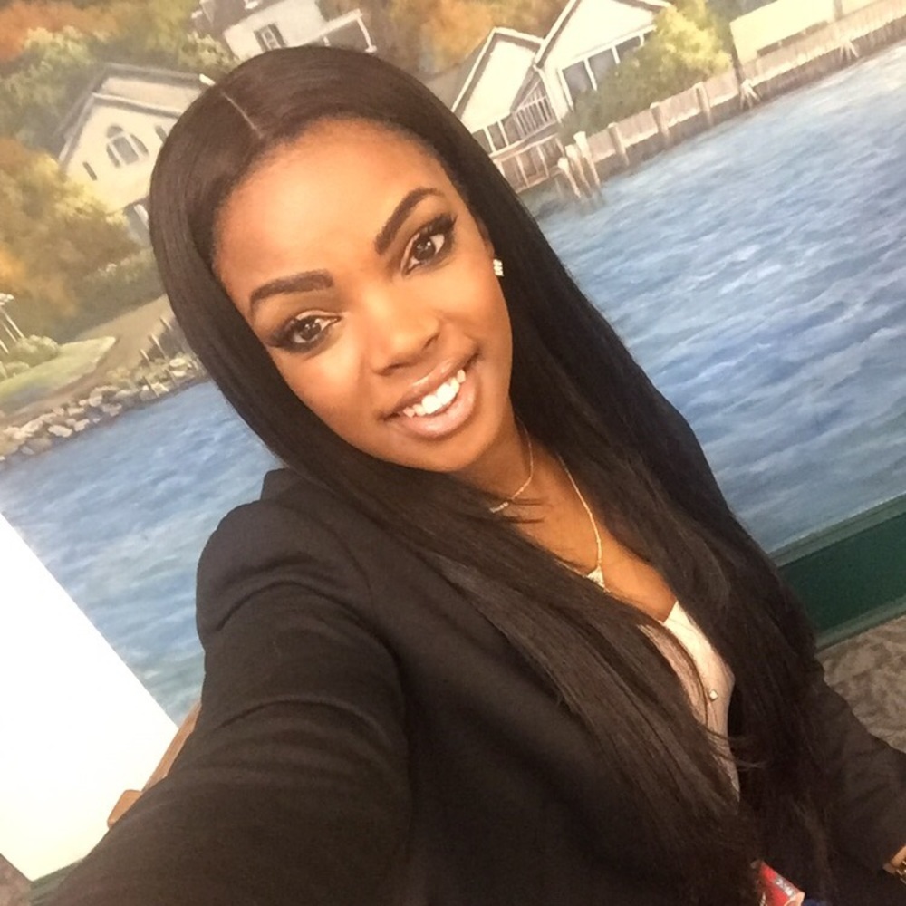 Meet your Posher, Yasmin