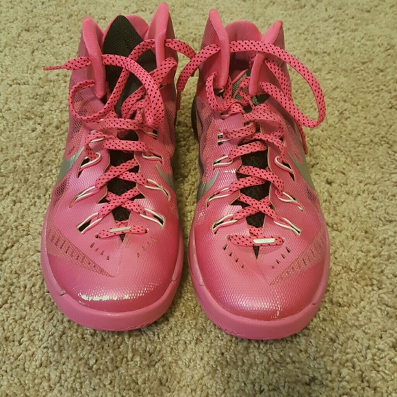 Mens 2014 Nike Hyperdunks SIZE 8! - Picture 2 of 4