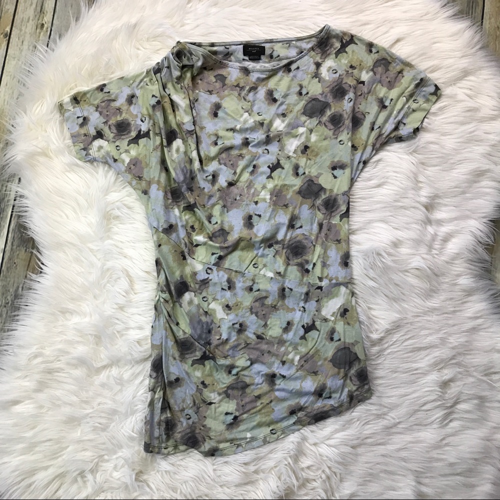 [Anthropologie] Floral Asymmetric Blouse