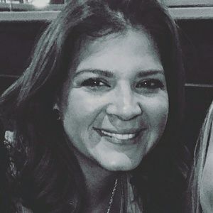 Meet your Posher, Shana