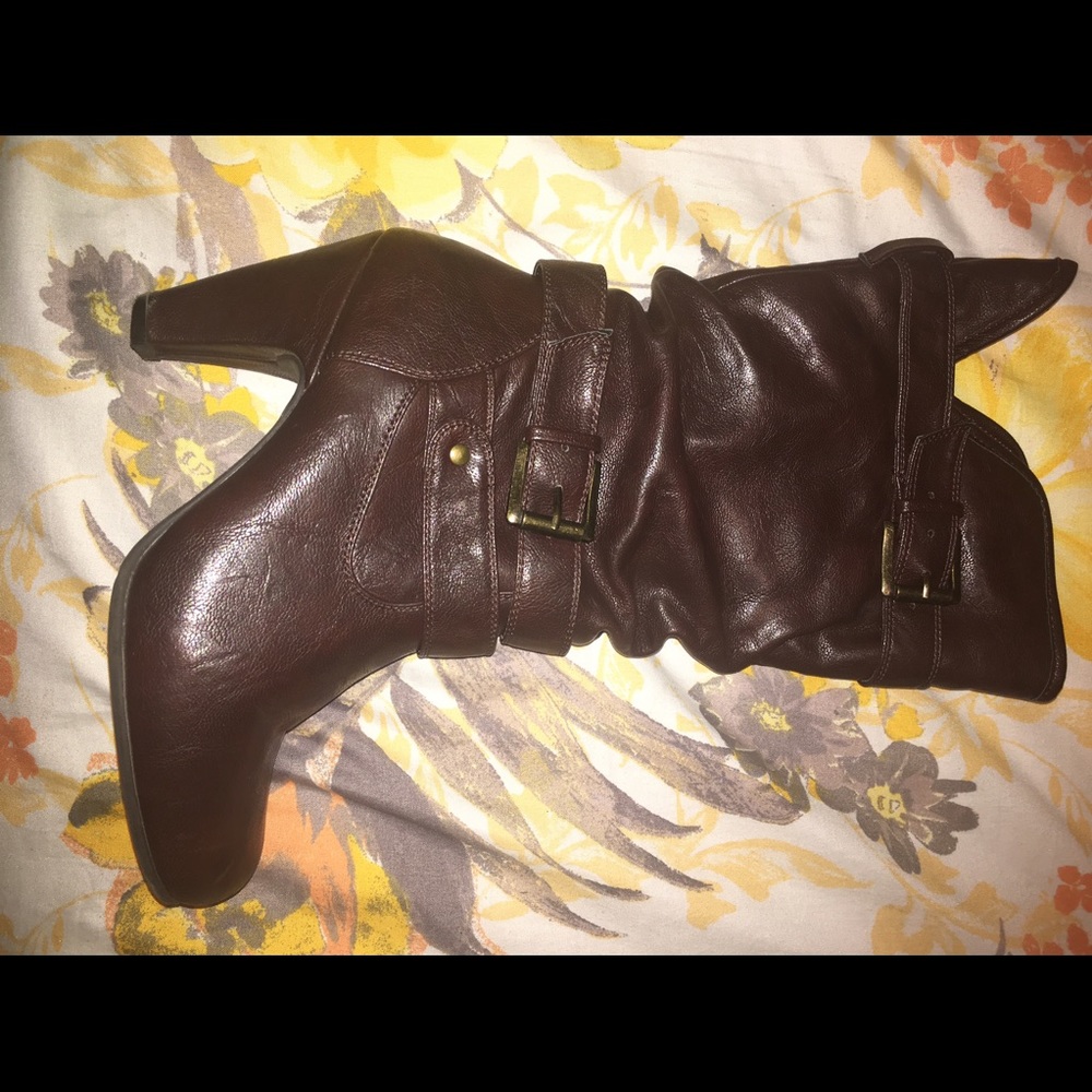 Brown heel boots