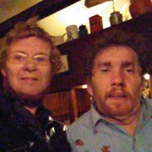 Meet your Posher, Dustin